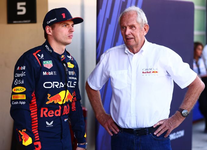 Helmut Marko, Motorsportberater bei Red Bull, mit Max Verstappen. Red Bull Marko Verstappen