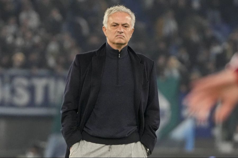 Gerüchten zufolge lernt José Mourinho bereits Deutsch.