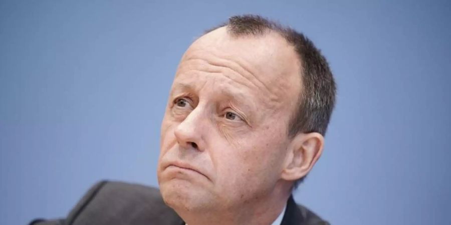 Merz stellte in dem Funke-Interview klar, es habe kein ernsthaftes Angebot für ein Ministeramt im Kabinett von Kanzlerin Angela Merkel (CDU) vorgelegen. Foto: Michael Kappeler/dpa