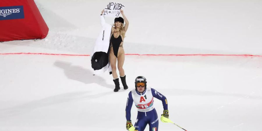 Kinsey Wolanski löste beim Weltcup-Slalom in Schladming die Zeitmessung aus.