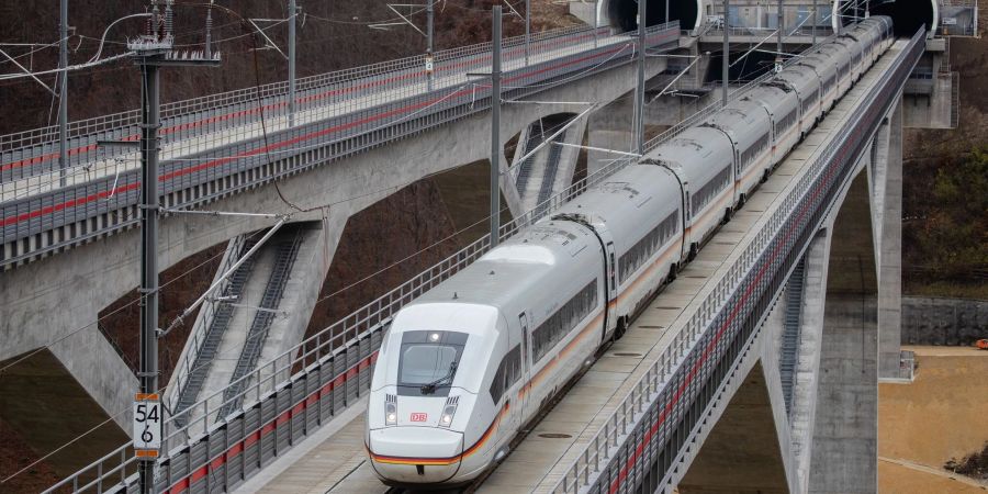 Mit dem Fahrplanwechsel an diesem Wochenende soll auch die Neubaustrecke Wendlingen-Ulm in Baden-Württemberg in Betrieb gehen.