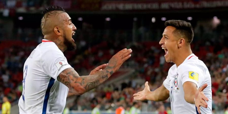 Die Chilenen mit Arturo Vidal (links) und Alexis Sanchez fehlen bei der WM.