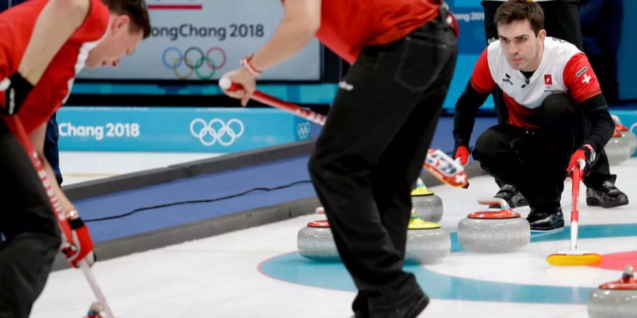 Die Schweizer Curler sind weiterhin gut in Form.