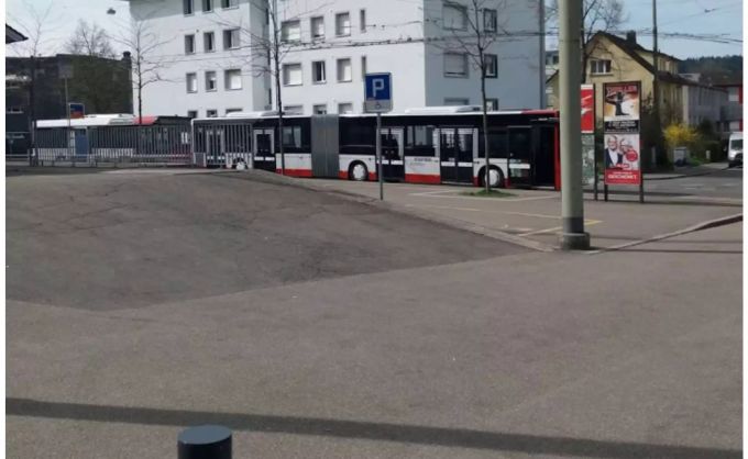 Ein Stadtbus in Winterthur ZH. Ein Stadtbus in Winterthur ZH.