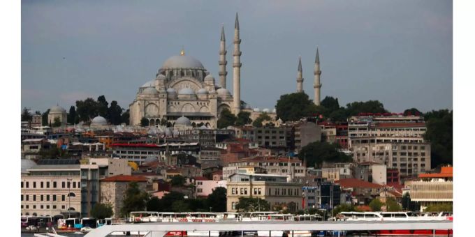In Istanbul werden in diesem Sommer viele Hotelbetten leer bleiben. istanbul