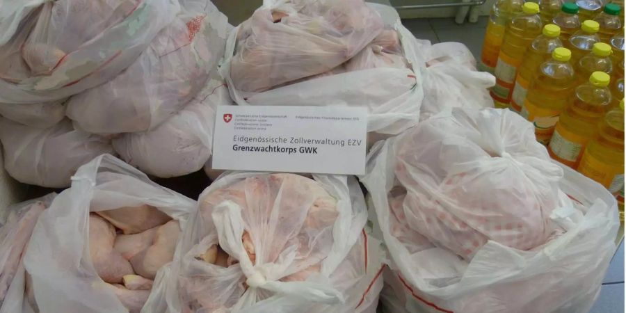 Pro Person darf ein Kilogramm Fleisch in die Schweiz importiert werden. Viele Einkaufstouristen setzen sich über diese Verordnung hinweg.