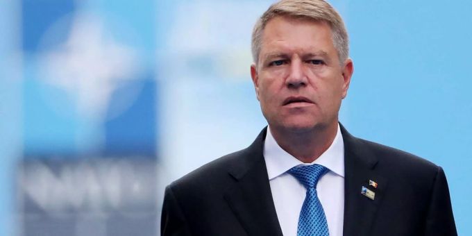 Rumäniens Staatschef Klaus Iohannis am NATO-Gipfel in Brüssel. Rumäniens Staatschef Klaus Iohannis am NATO-Gipfel in Brüssel.