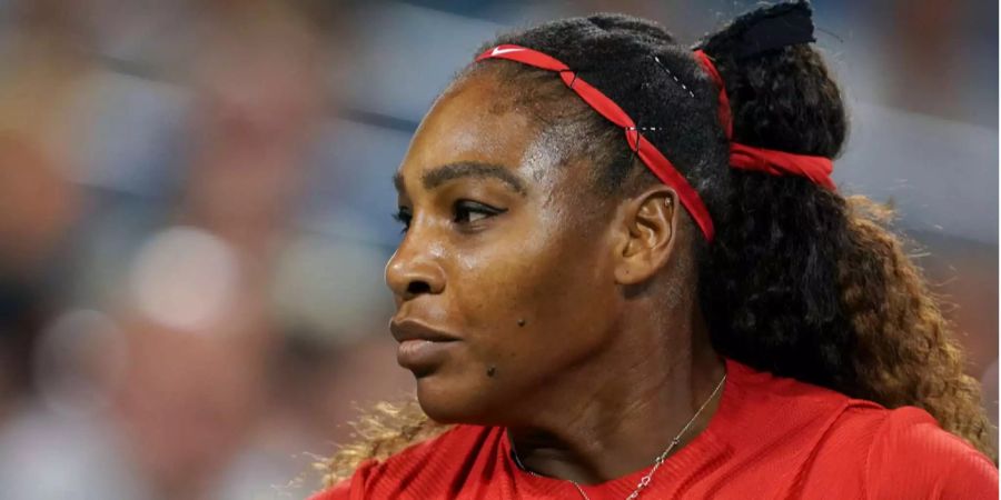 Serena Williams bezieht auch in Cincinnati eine frühe Niederlage gegen Petra Kvitova.