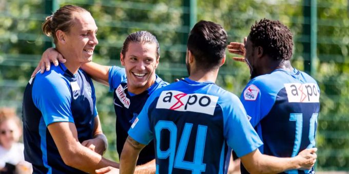 Die Zürcher feiern das 2:0 gegen den FC St.Gallen im Testspiel vom 30. Juni Die Zürcher feiern das 2:0 gegen den FC St.Gallen im Testspiel vom 30. Juni