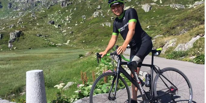 In 44 Stunden - Athlet bestreitet die «Tortour» mit Beinprothese!