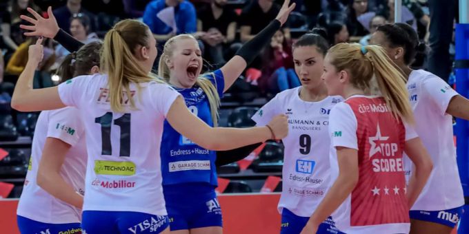 Die Volleyballerinnen haben Grund zum Jublen Die Volleyballerinnen haben Grund zum Jublen