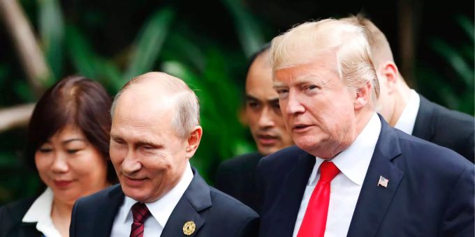 Trump hat Putin gedroht. Trump hat Putin gedroht.
