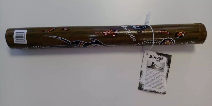 Ein Didgeridoo, angeblich von Aborigines hergestellt.