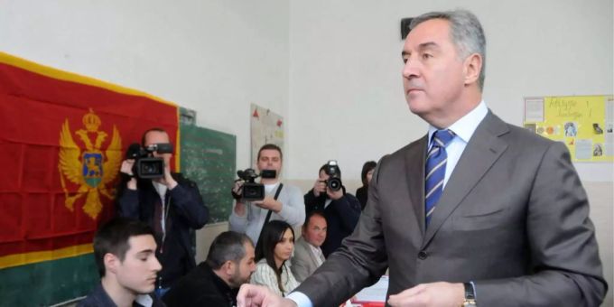Ob die Montenegriner sich am 15. April wieder für ihren Alt-Präsidenten entscheiden? Ob die Montenegriner sich am 15. April wieder für ihren Alt-Präsidenten entscheiden?