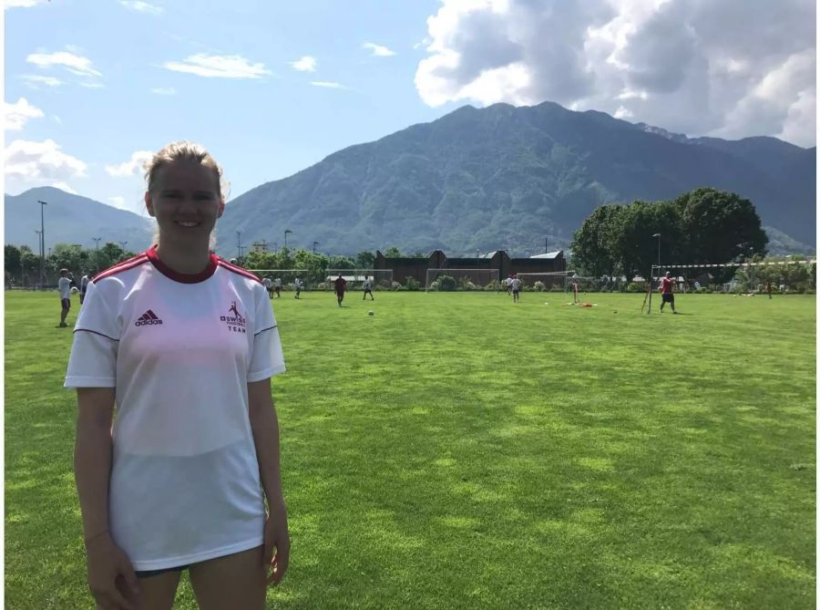 Trotz 18 Stunden Training und Sportschule wird Sara Peterhans nie vom Faustball leben können.