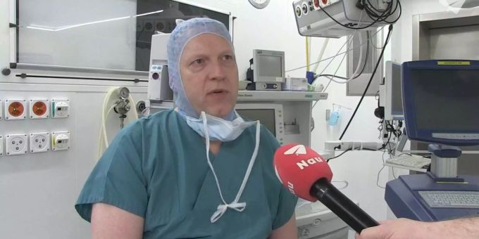 Fast ohne Risiko - Basler entfernen Prostatakrebs ohne Skalpell
