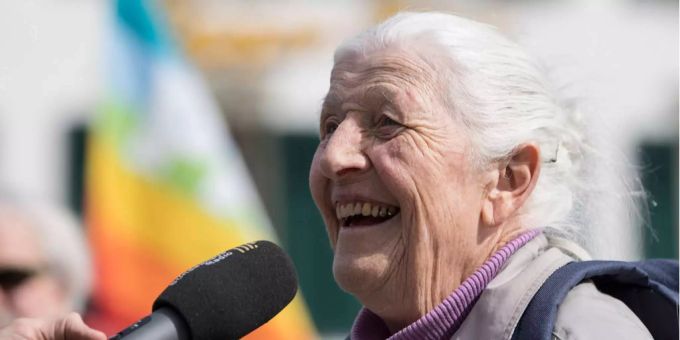 Die 86-Jährige erregt immer wieder die Aufmerksamkeit der Medien. Die 86-Jährige erregt immer wieder die Aufmerksamkeit der Medien.
