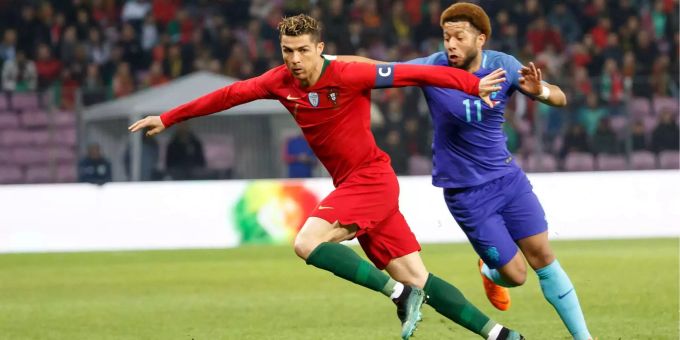 0:3 - Portugal verpatzt WM-Test gegen die Niederlande. 0:3 - Portugal verpatzt WM-Test gegen die Niederlande.