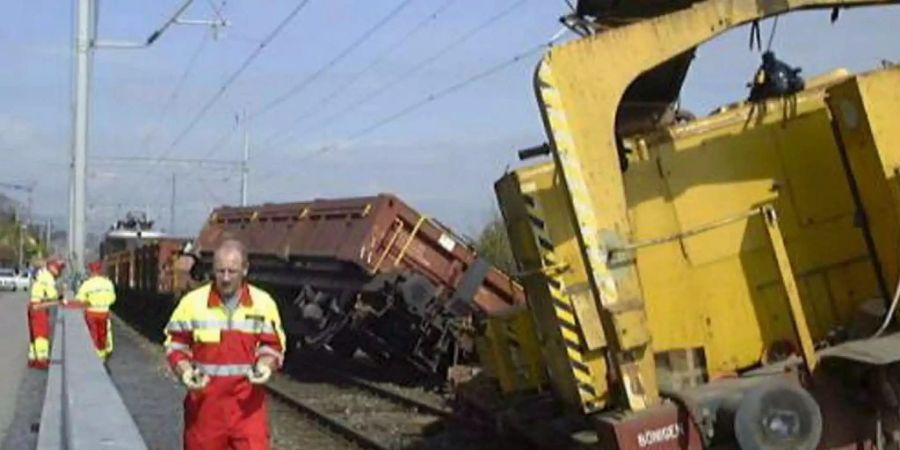 Im Sommer 2016 fuhr ein Bauwagen ohne Fahrer durch den Bahnhof Olten und entgleiste schliesslich. (Symbolbild)