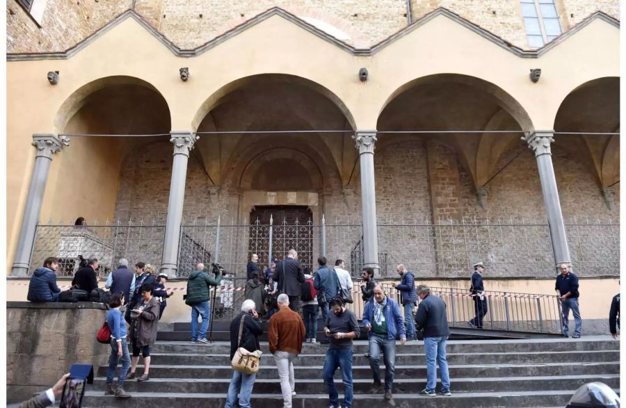 Die Basilika Santa Croce blieb nach dem Unfall geschlossen.