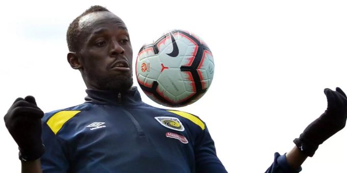 Als Fussballer - Bolt fiebert seinem Debüt entgegen