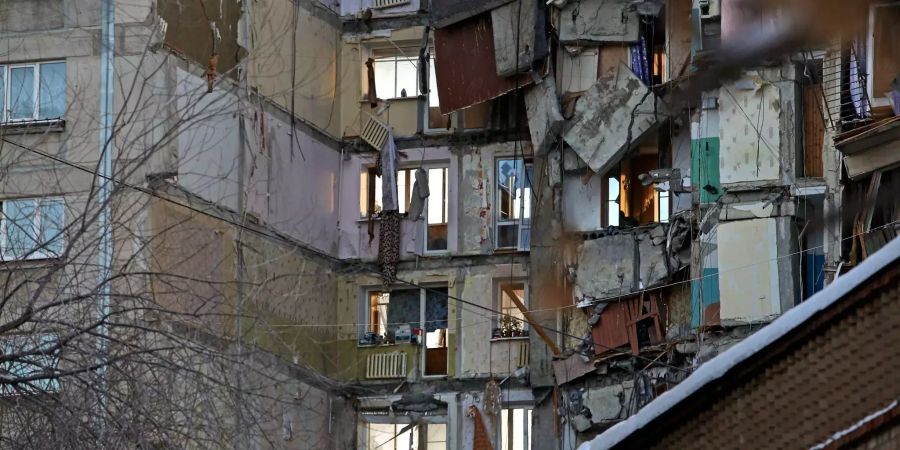 Das Haus nach der Gasexplosion in Magnitogorsk.