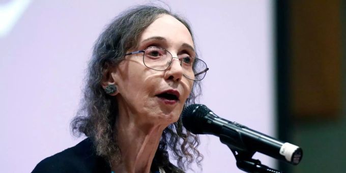 Die amerikanische Autorin Joyce Carol Oates wird für ihre Werke ausgezeichnet. Joyce Carol Oates