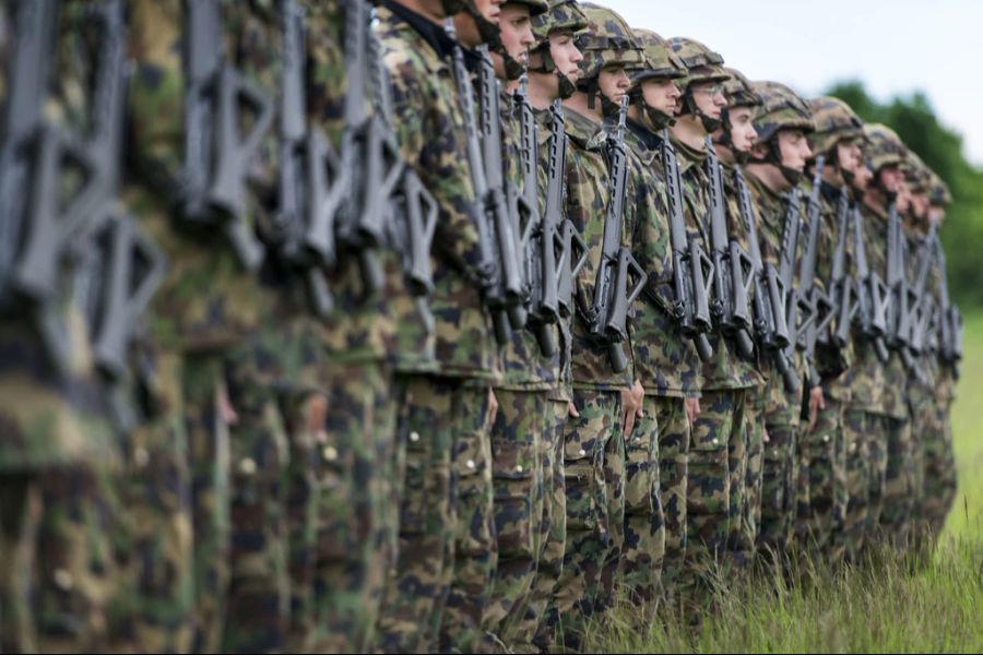 Schon im Ersten Weltkrieg hatte der Bund eine «temporäre Kriegssteuer» eingeführt. Diese wurde nach dem Krieg beibehalten und ist heute als «direkte Bundessteuer» bekannt. (Symbolbild)