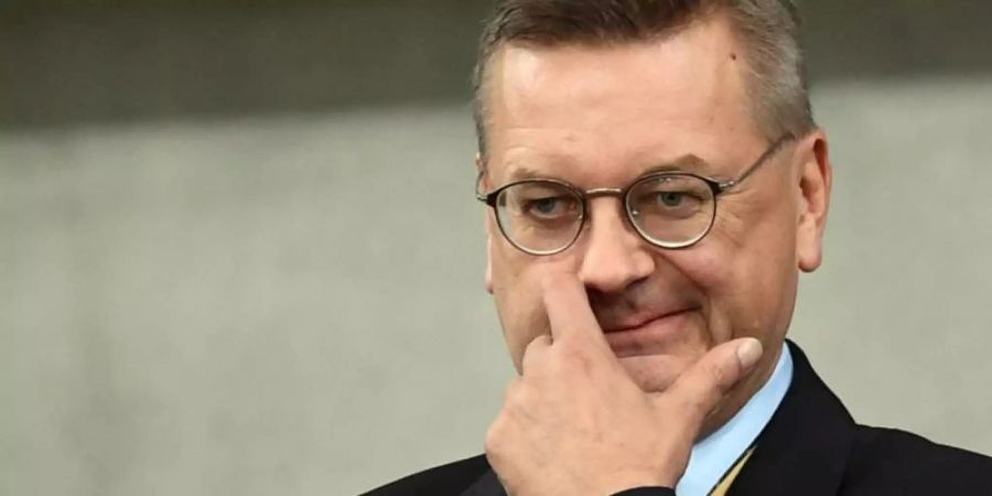Sorgt sich um den deutschen Fussball-Nachwuchs: DFB-Präsident Reinhard Grindel. Foto: Uli Deck