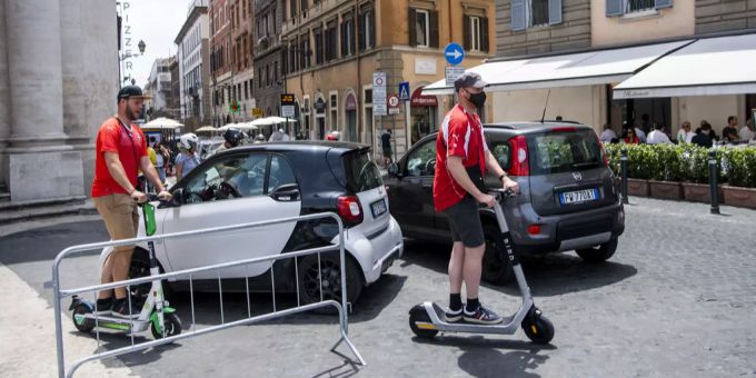 Im Vorfeld des Spiels der Schweizer Nati musste eine Autobombe entschärft werden. euro 2020