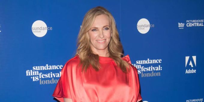 Toni Collette befindet sich gerade in Scheidung von ihrem Noch-Ehemann. Toni Collette