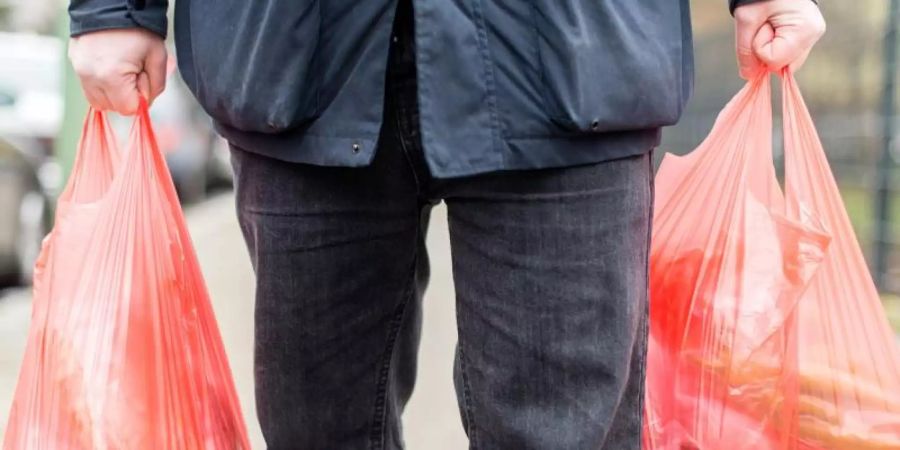 Die Mehrheit der Bundesbürger rechnet im kommenden Jahr mit einer guten finanziellen Lage. Foto: Sebastian Gollnow/dpa