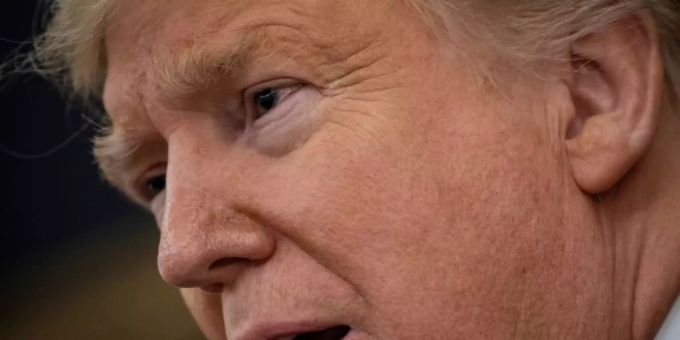 US-Präsident Trump blickt seinem Impeachment entgegen US-Präsident Trump blickt seinem Impeachment entgegen