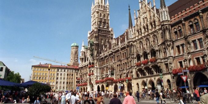 Bild des Marienplatzes in München. (Archivbild) Marienplatz München