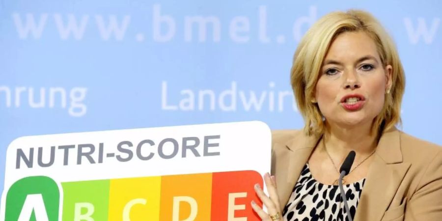 Bundesernährungsministerin Julia Klöckner stellt auf einer Pressekonferenz in ihrem Ministerium das Nährwertkennzeichen Nutri-Score vor. Foto: Wolfgang Kumm