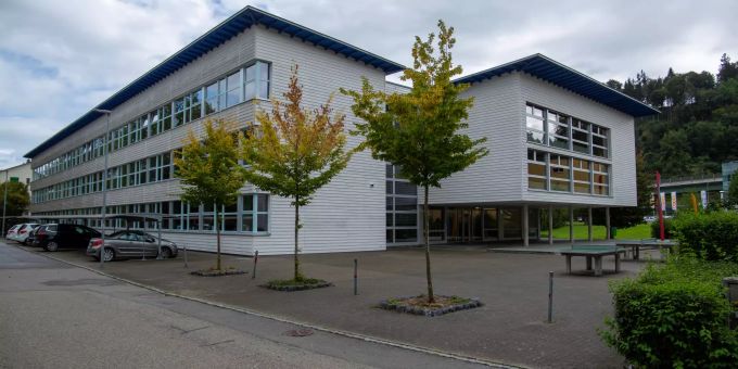 Die Schule in Wünnewil-Flamatt. Die Schule in Wünnewil-Flamatt.