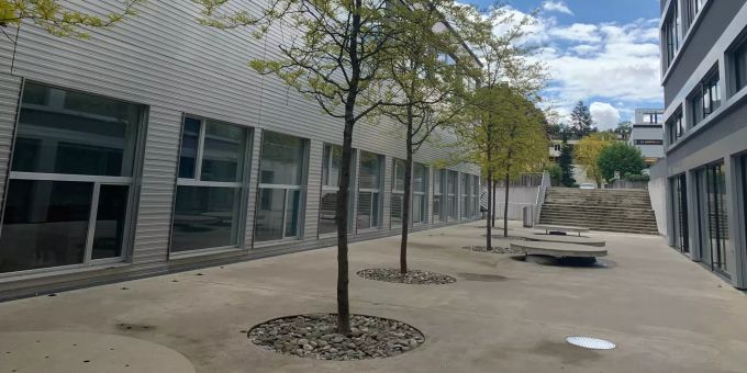 Die moderne Infrastruktur der ABB Technikerschule in Baden bildet den idealen Rahmen für das Bootcamp. ABB Technikerschule