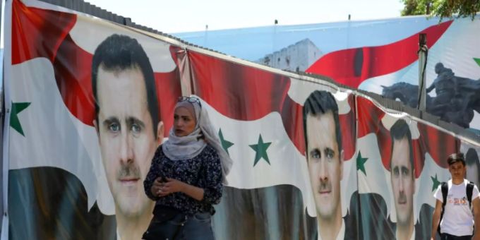Plakate mit Assad vor Präsidentschaftswahl Plakate mit Assad vor Präsidentschaftswahl