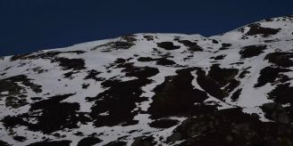 Davos Dorf GR - Skitourengänger bei Sturz schwer verletzt