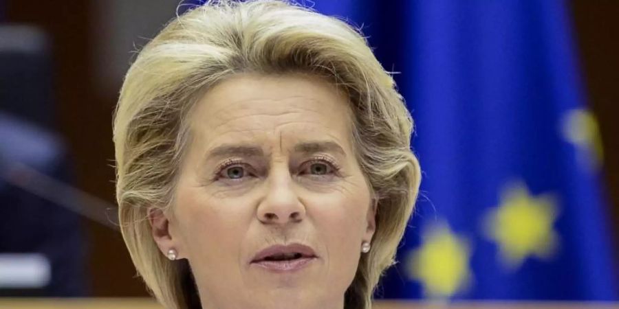 «Wollen unseren Mitgliedstaaten helfen, verantwortungsvoll und sicher die Freizügigkeit wiederherzustellen»: Ursula von der Leyen. Foto: Johanna Geron/Reuters/AP/dpa/Archiv