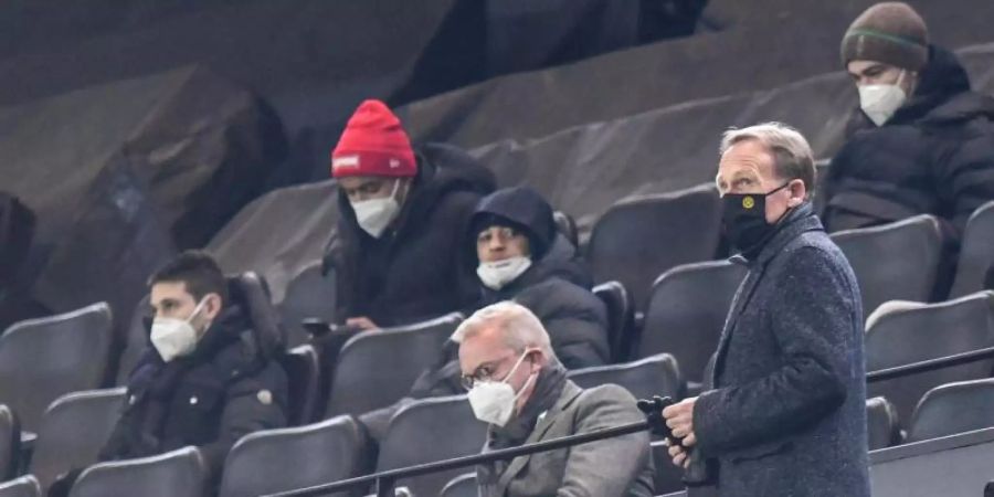 Dortmunds Geschäftsführer Hans-Joachim Watzke (r). Foto: Bernd Thissen/dpa-Pool/dpa