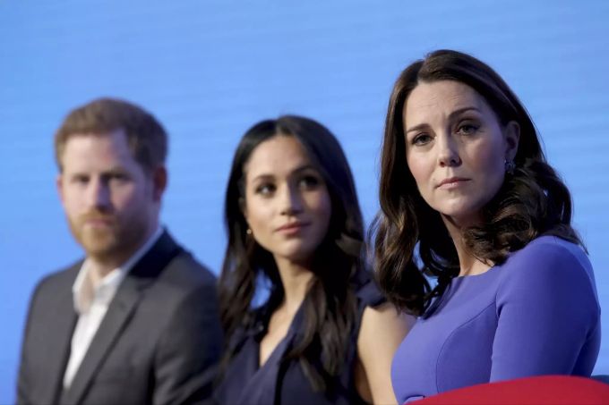 Meghan Markle und Prinz Harry erheben Anschuldigungen gegen Schwägerin Herzogin Kate. queen elizabeth meghan markle