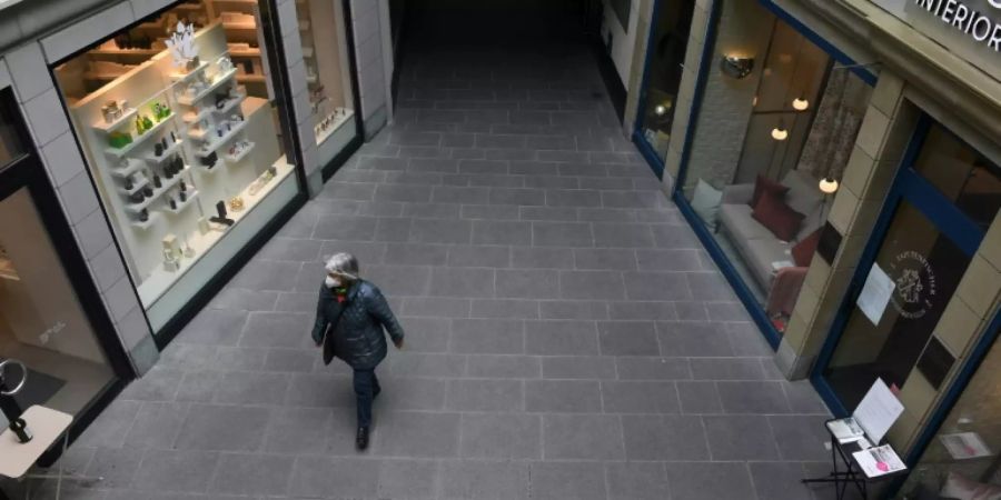 leere Strasse