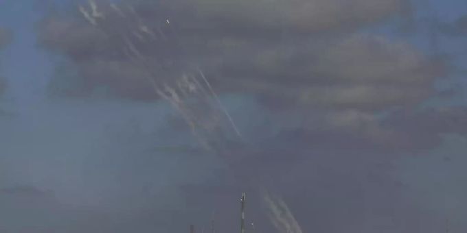 Extremisten des Islamischen Dschihad feuerten erneut Raketen aus dem Gazastreifen auf Israel. (Archivbild) Raketen