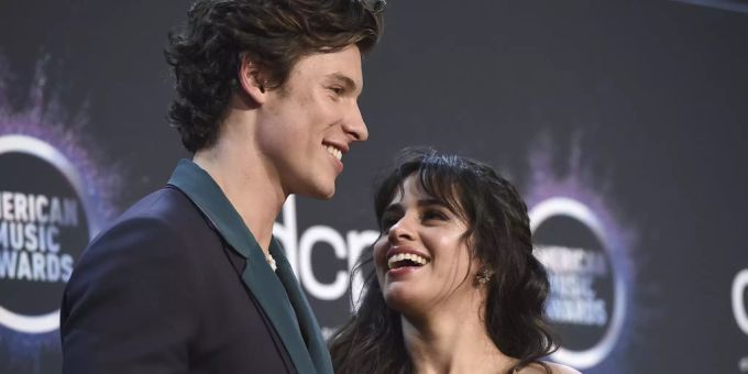 Shawn Mendes Schamt Sich Fur Sein Verhalten Gegenuber Camila