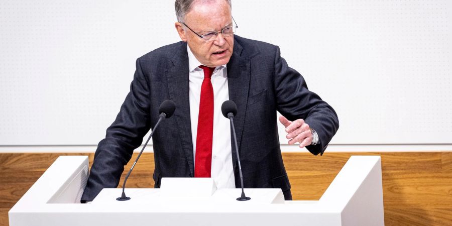 Die niedersächsische SPD um Ministerpräsident Stephan Weil steuert auf eine Wiederwahl zu.