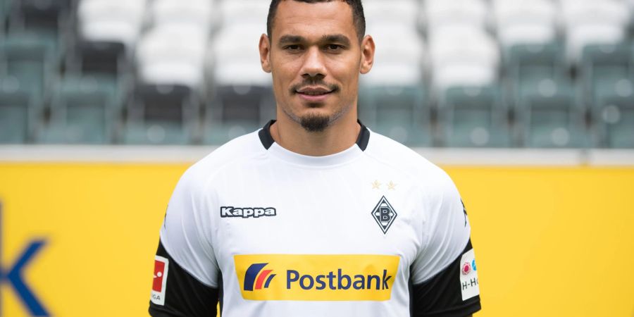Wechselt zu Schalke 04: Timothée Kolodziejczak.