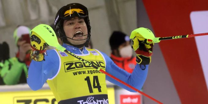 Alex Vinatzer nach der Ankunft im Zielbereich. Alex Vinatzer
