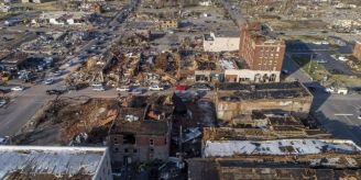 US-Tornado - Dutzende Tote - Gouverneur hofft auf «Wunder» bei Suche