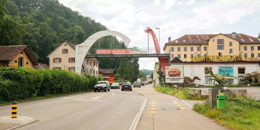 Die Zürichstrasse im Aathal Seegräben (ZH).